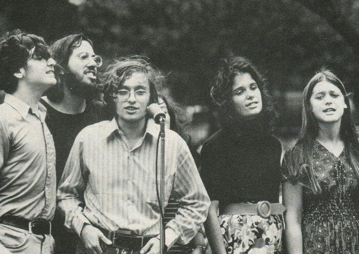 Zalmen Mlotek, Joshua Waletsky, Moyshe Rosenfeld, Khane Kliger and Betty Glasser. Photograph by Arnold Chekow.