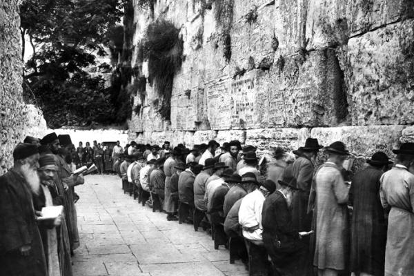 People praying at the Wailing Wall in Jerusalem in 1929